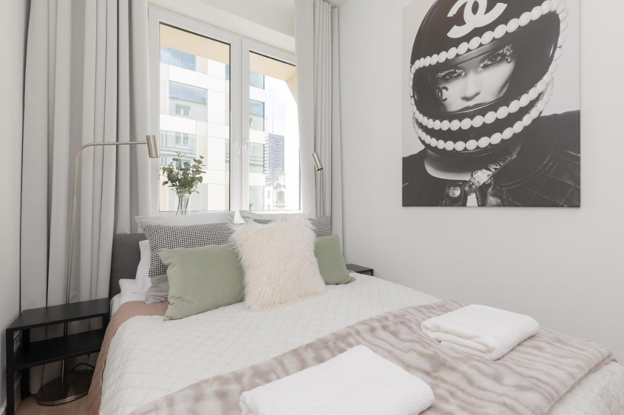 Fashionable City Center Apartment By Noclegi Renters Varsovia Exterior foto