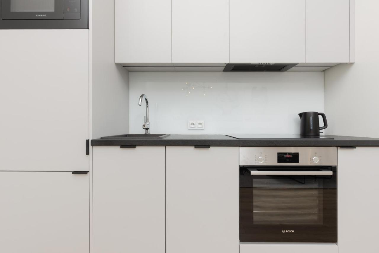 Fashionable City Center Apartment By Noclegi Renters Varsovia Exterior foto